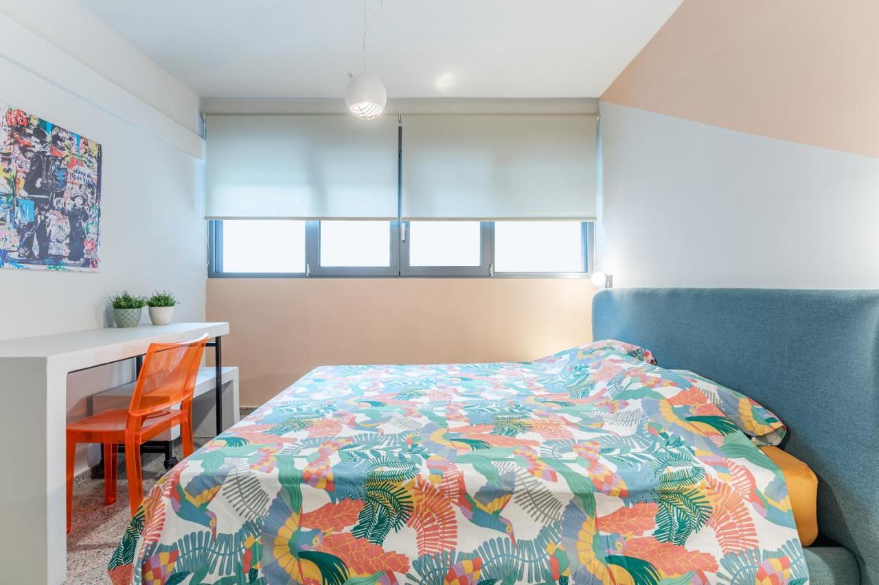 Pop Art Homm In Groovy Koukaki Apartment Атина Екстериор снимка